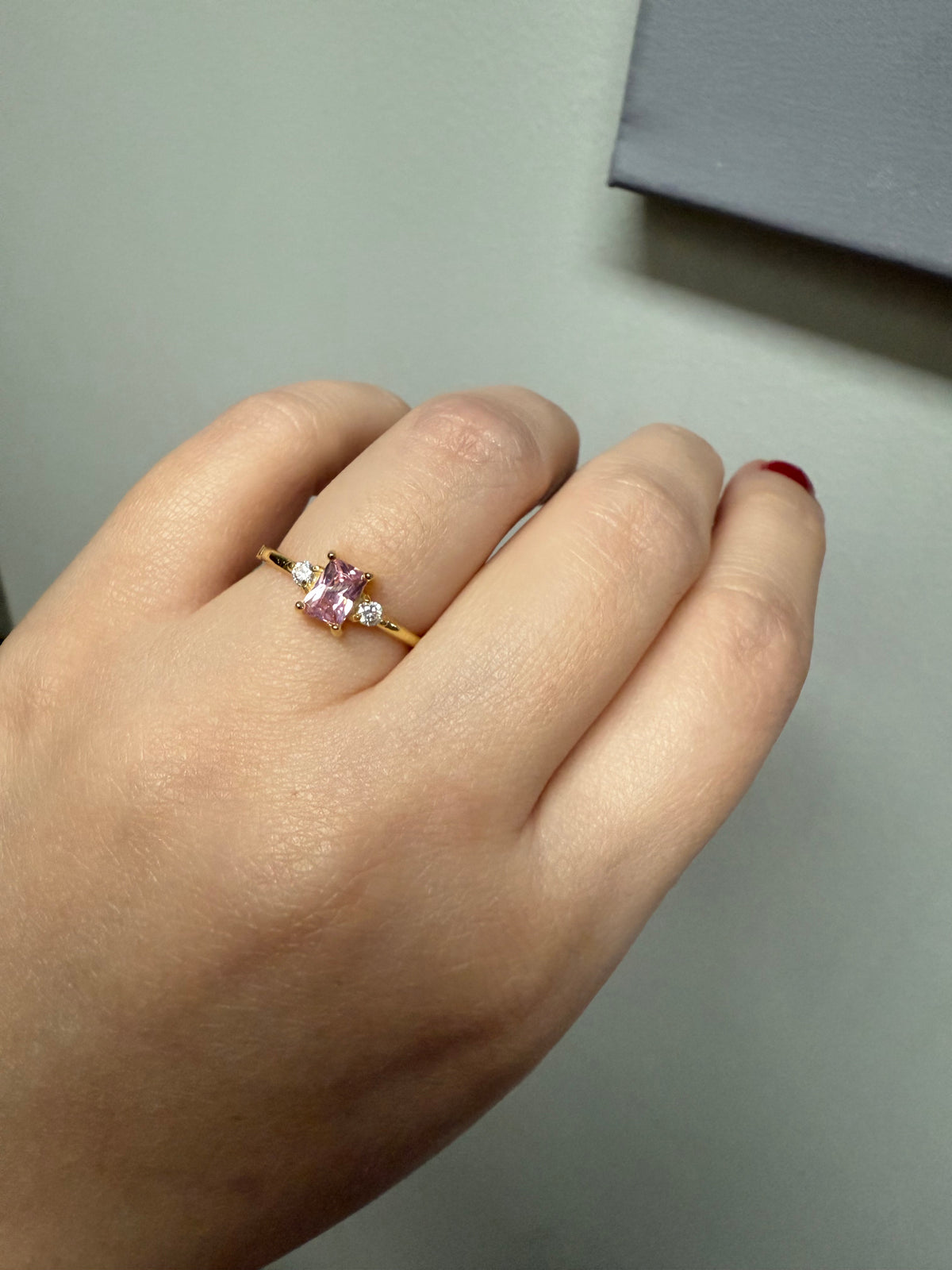 Pembe Kuvars Dikdörtgen Prenses Gold Yüzük