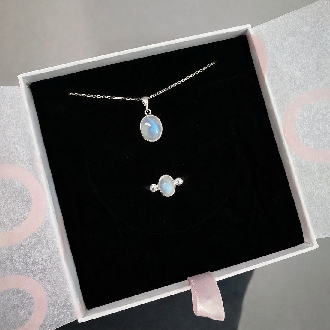 Ay Taşı Minimal Kolye &amp; Yüzük Set (Gümüş)