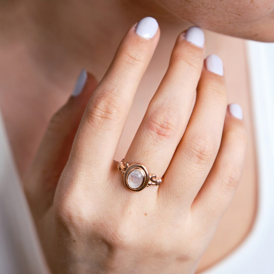 Ay Taşı Vintage Rose Gold Yüzük
