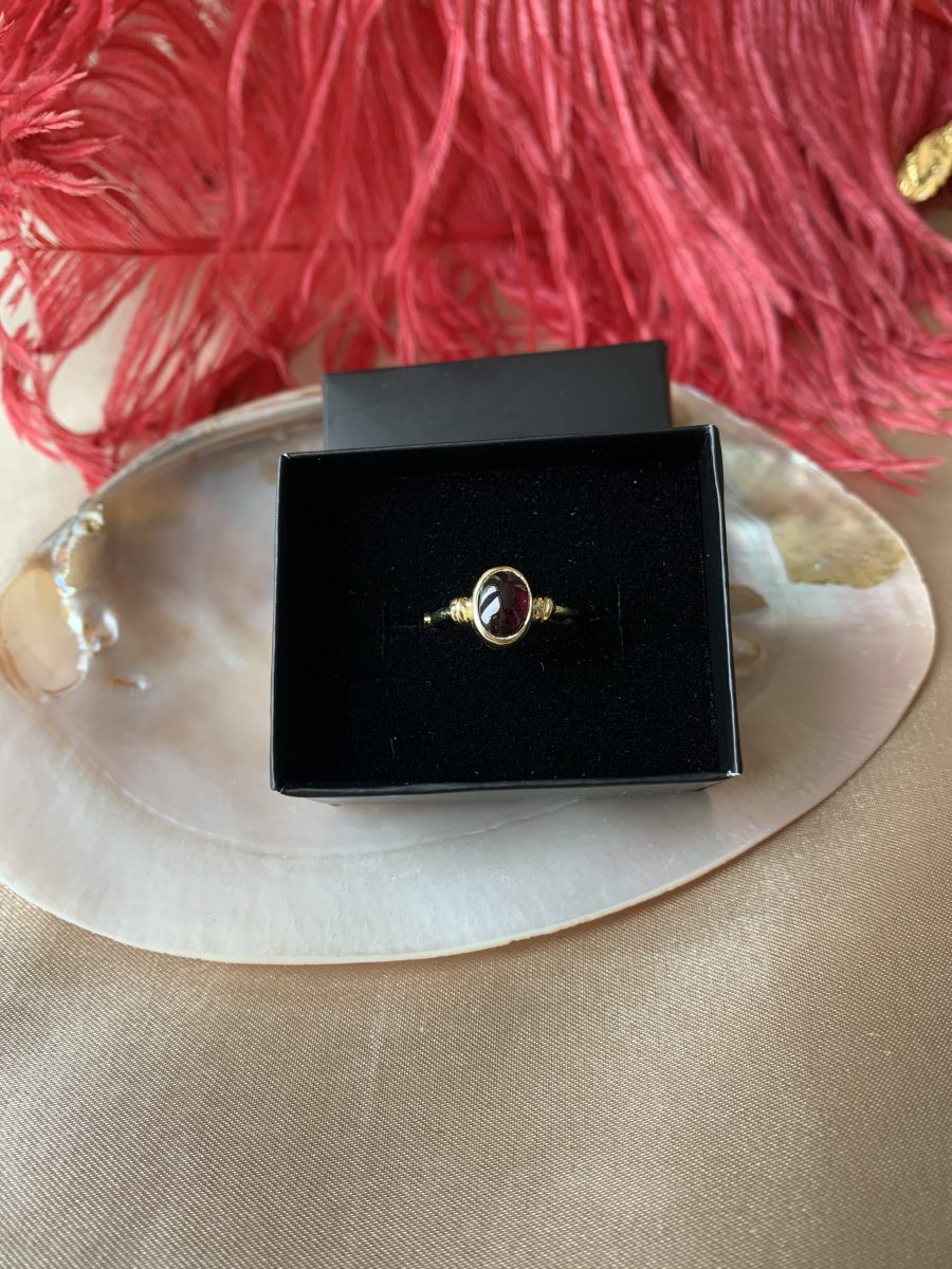 Lal Taşı (Garnet) Diana Gold Yüzük