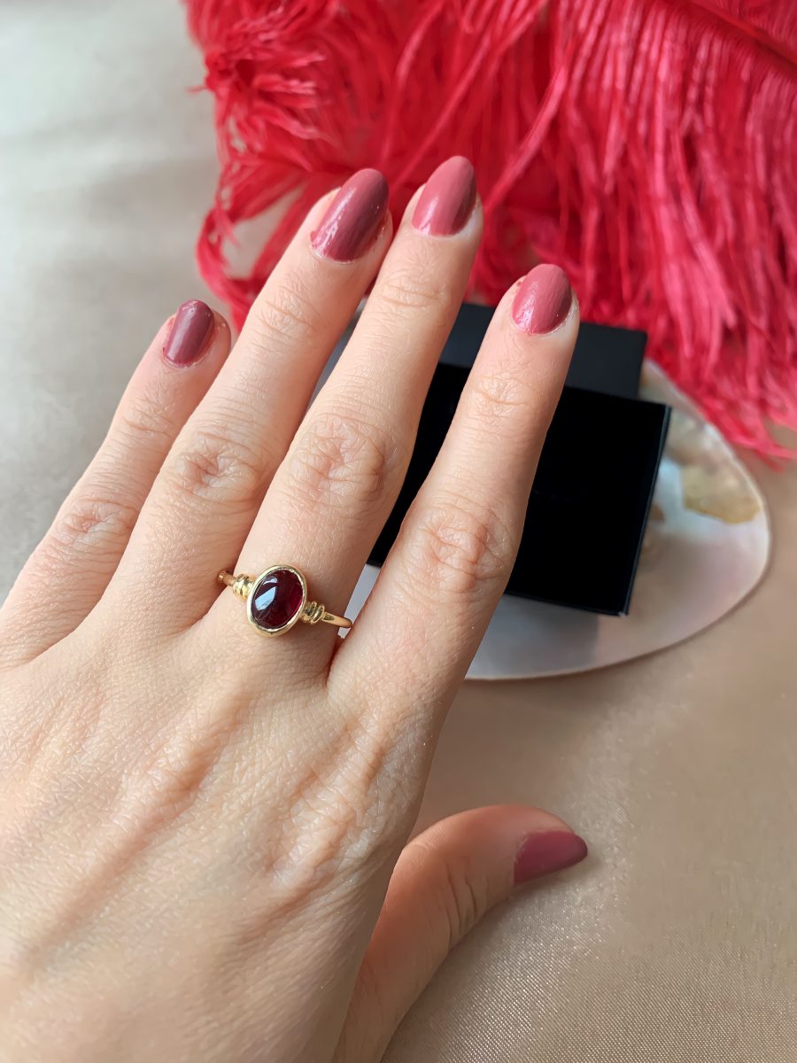 Lal Taşı (Garnet) Diana Gold Yüzük