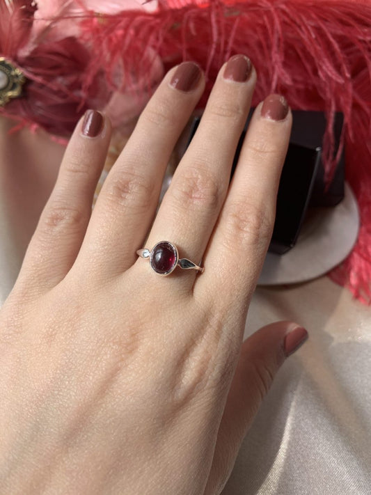 Lal Taşı (Garnet) Mary Gümüş Yüzük