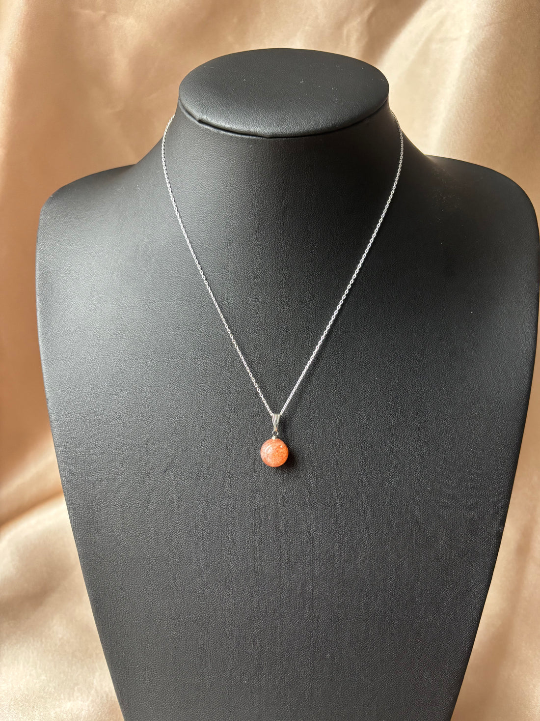 Güneş Taşı Ball Kolye