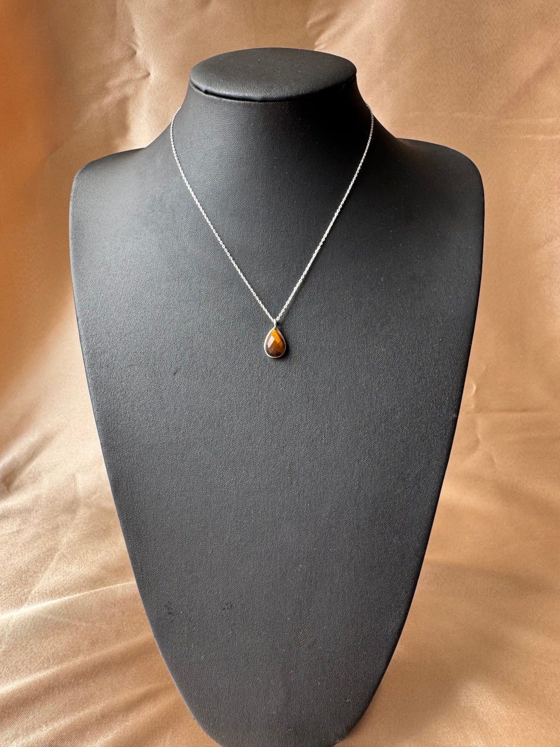 Kaplangözü Fasetli Damla Kolye