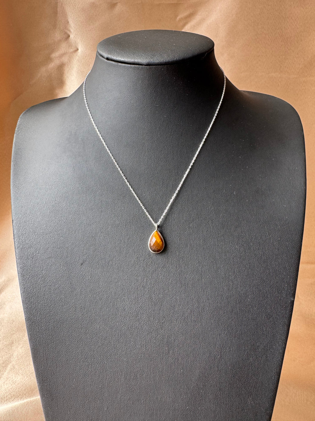 Kaplangözü Fasetli Damla Kolye