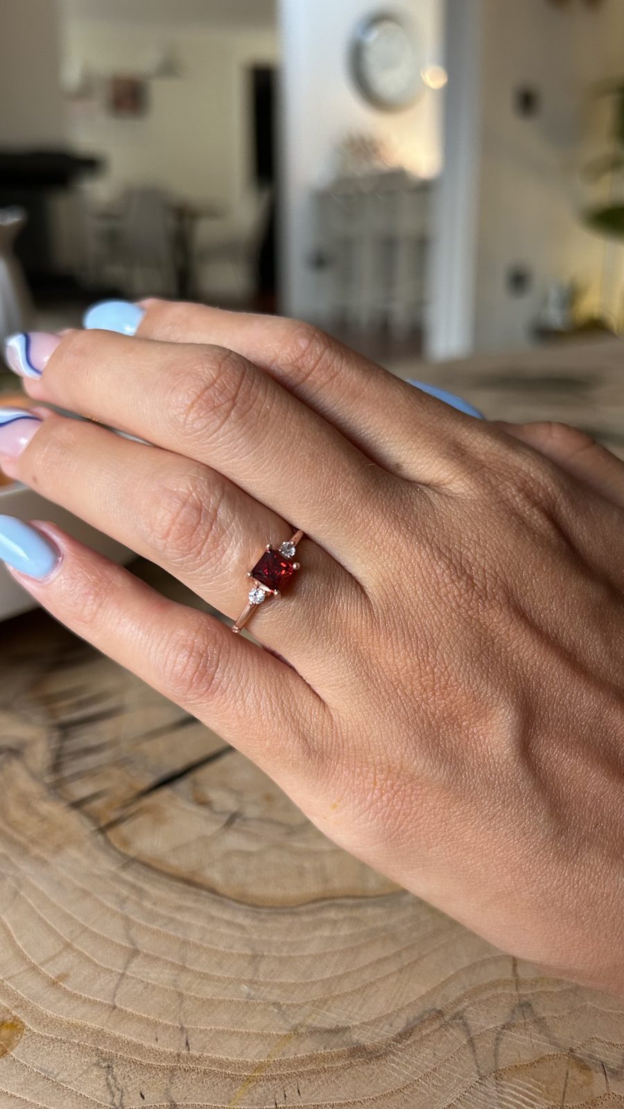 Lal Taşı (Garnet) Kare Prenses Rose Gold Yüzük