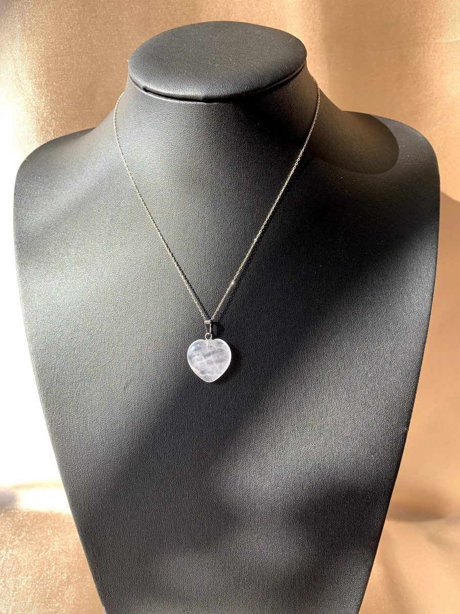 Kristal Kuvars Minimal Kalp Kolye