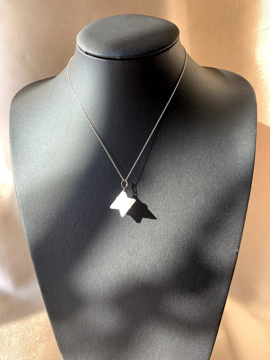 Kristal Kuvars Yıldız Kolye