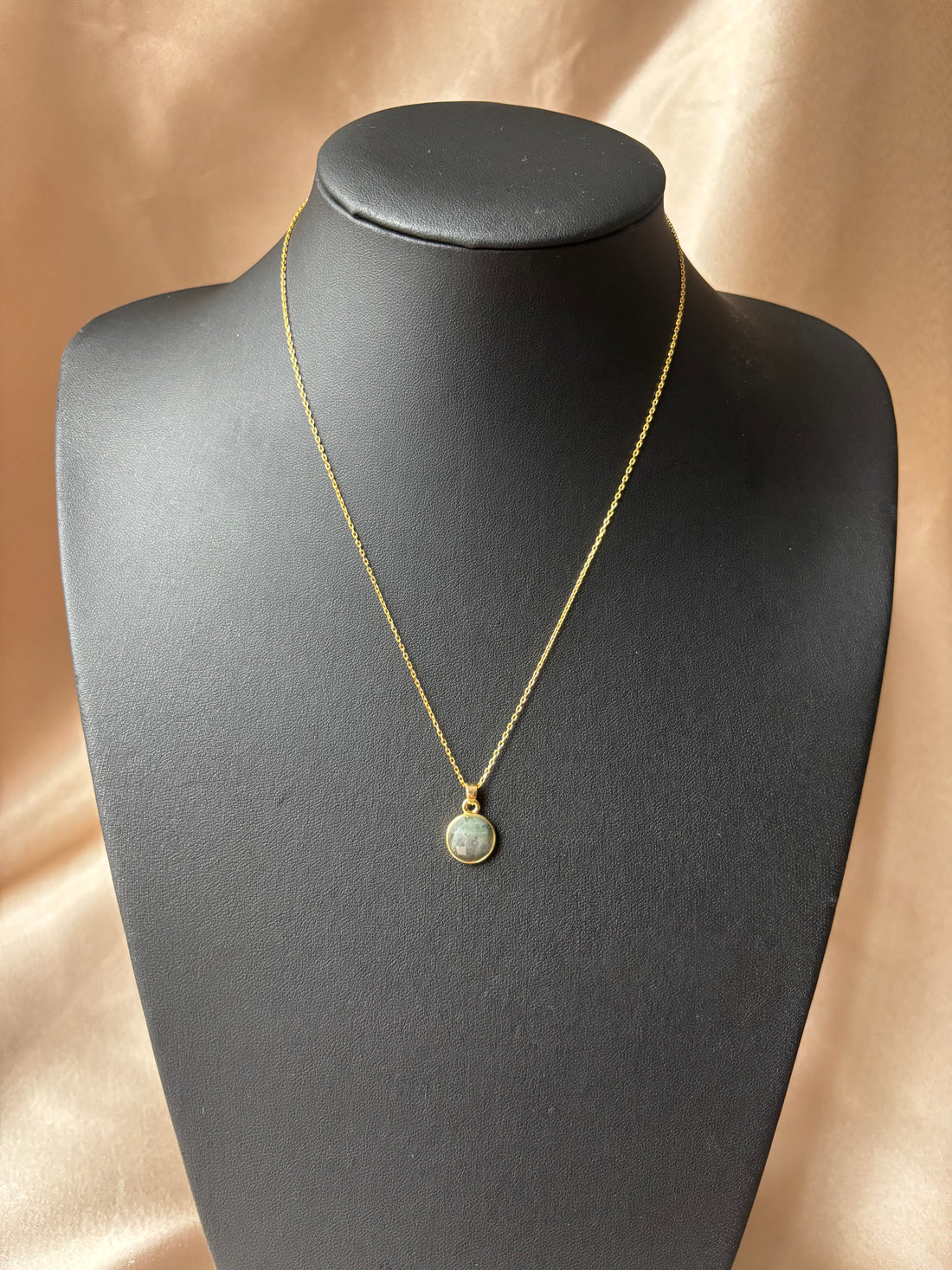 Labradorit Basic Round Gold Kolye