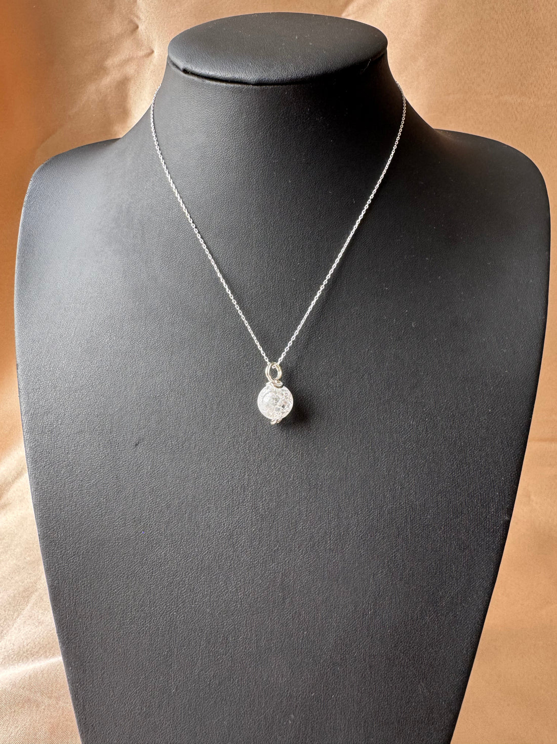 Necef Yuvarlak Cutie Kolye