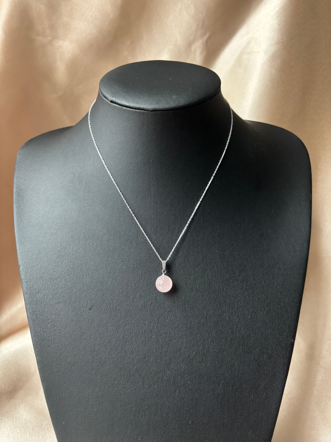 Pembe Kuvars Ball Kolye