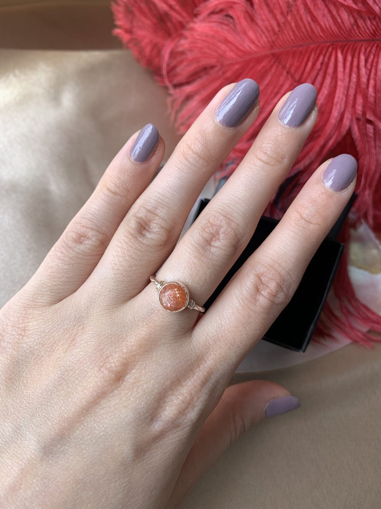 Güneş Taşı Yuvarlak Rose Gold Yüzük